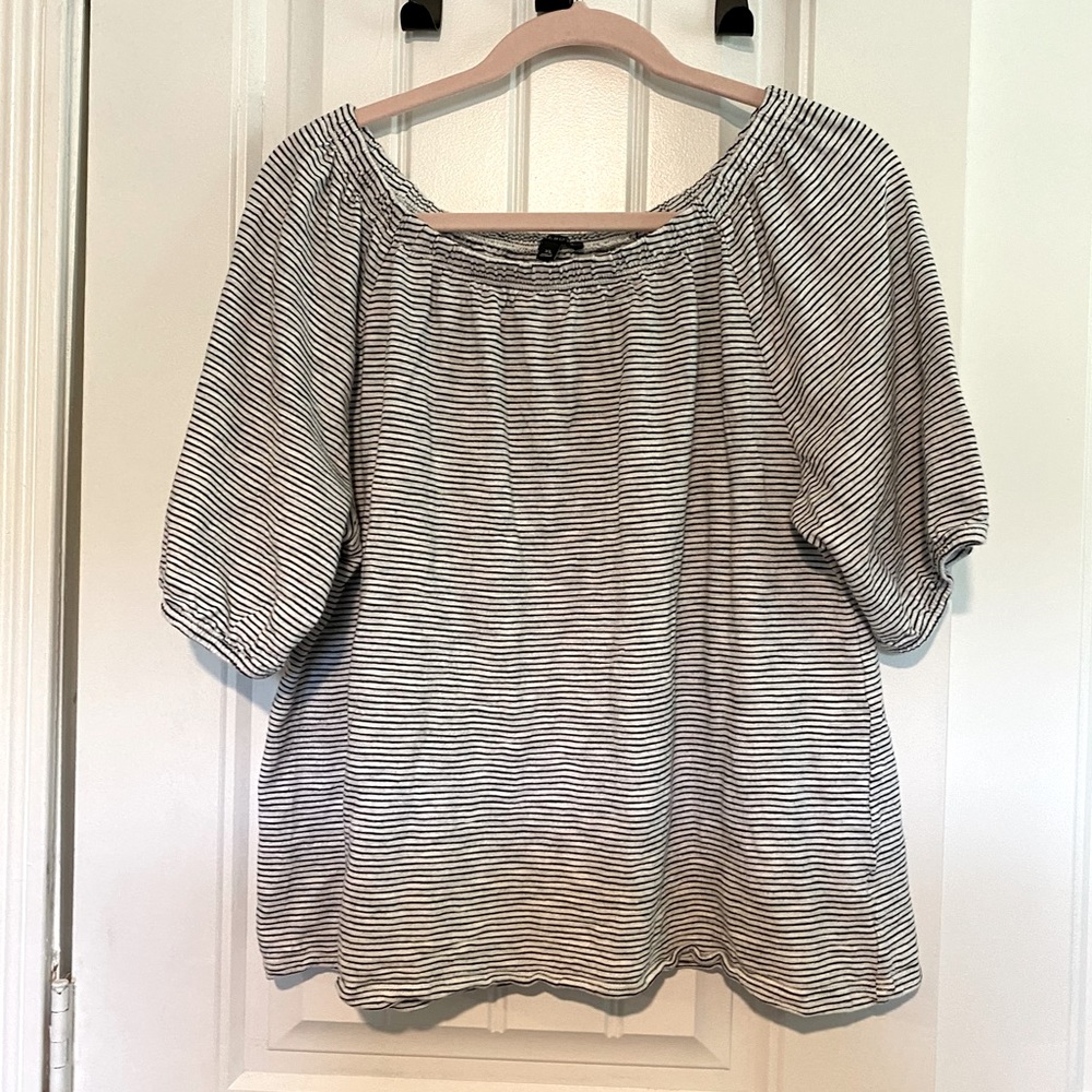 Talbots black white striped t-shirt with gathered neck and sleeves